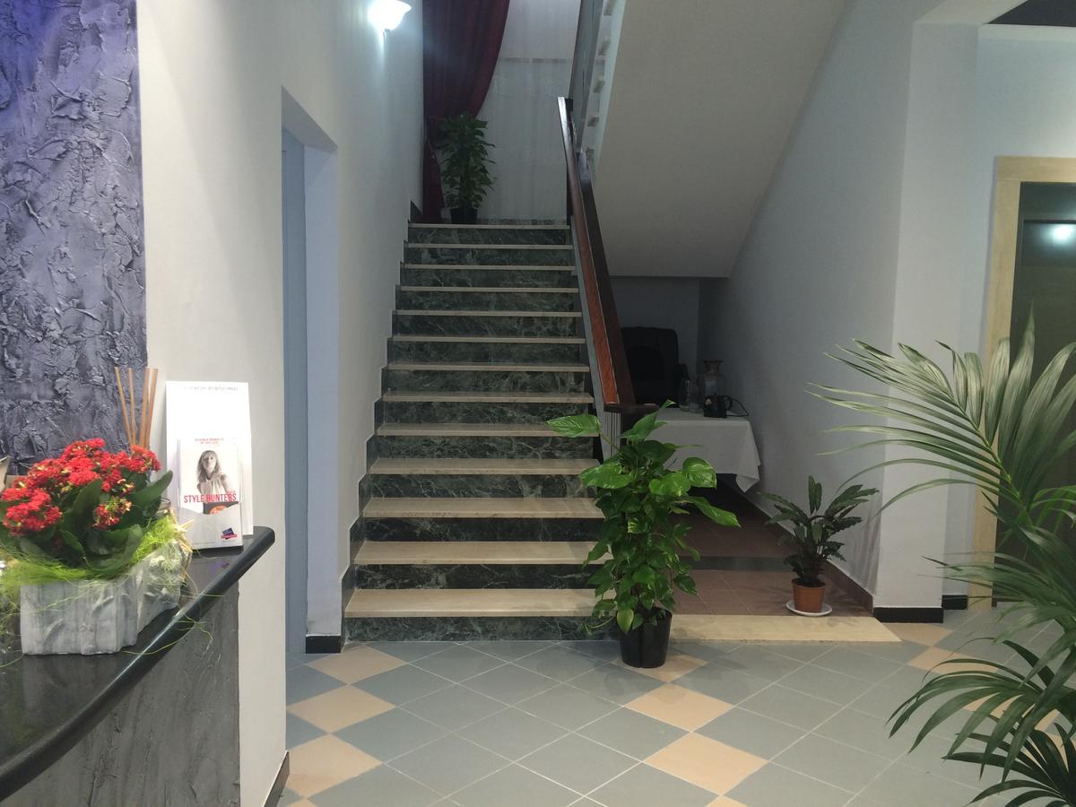 Alex & Lorenz Hotel Torvaianica Ngoại thất bức ảnh